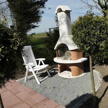 With 3 Bedrooms Ferienhaus Upgant-Schott