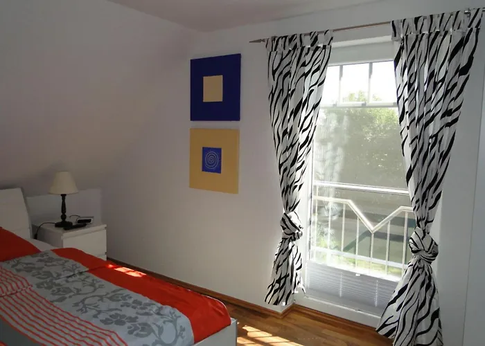 With 3 Bedrooms Dom wakacyjny Upgant-Schott